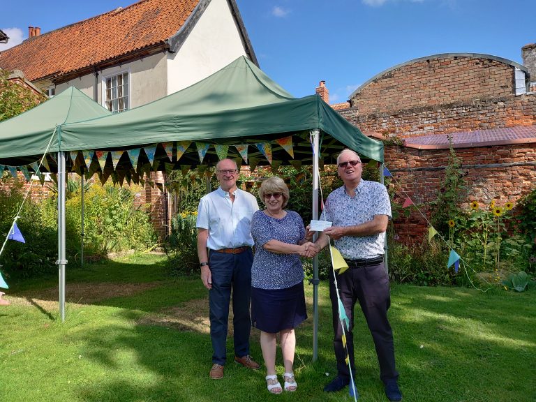 Reepham Lions fund purchase of new canopies for gazebos